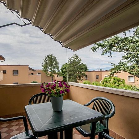 Italianflat - Peschiera Residence Peschiera del Garda Bagian luar foto