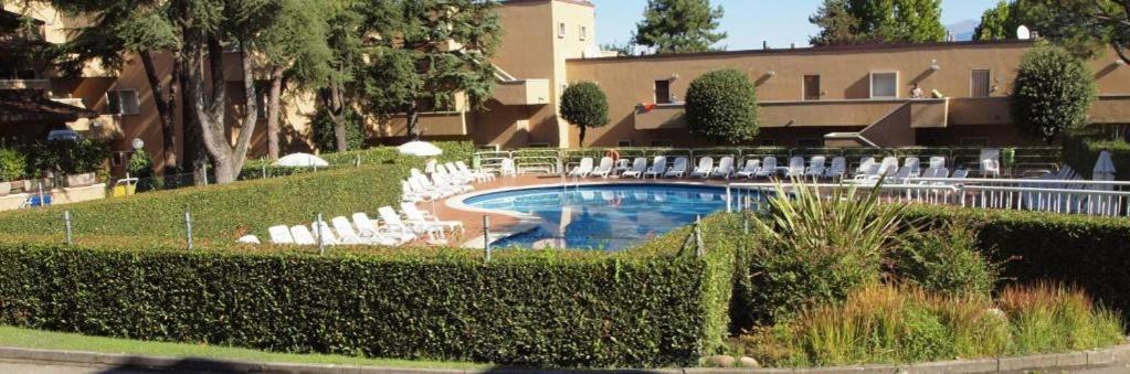 Italianflat - Peschiera Residence Peschiera del Garda Bagian luar foto