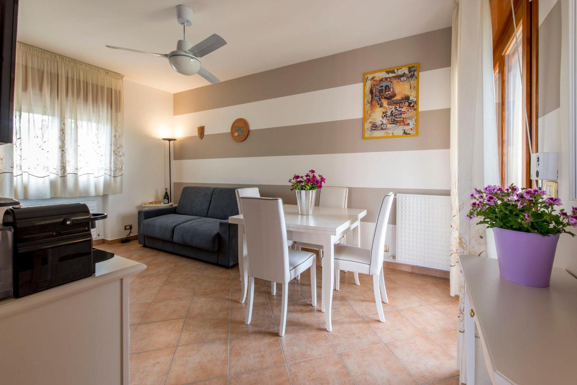 Italianflat - Peschiera Residence Peschiera del Garda Bagian luar foto