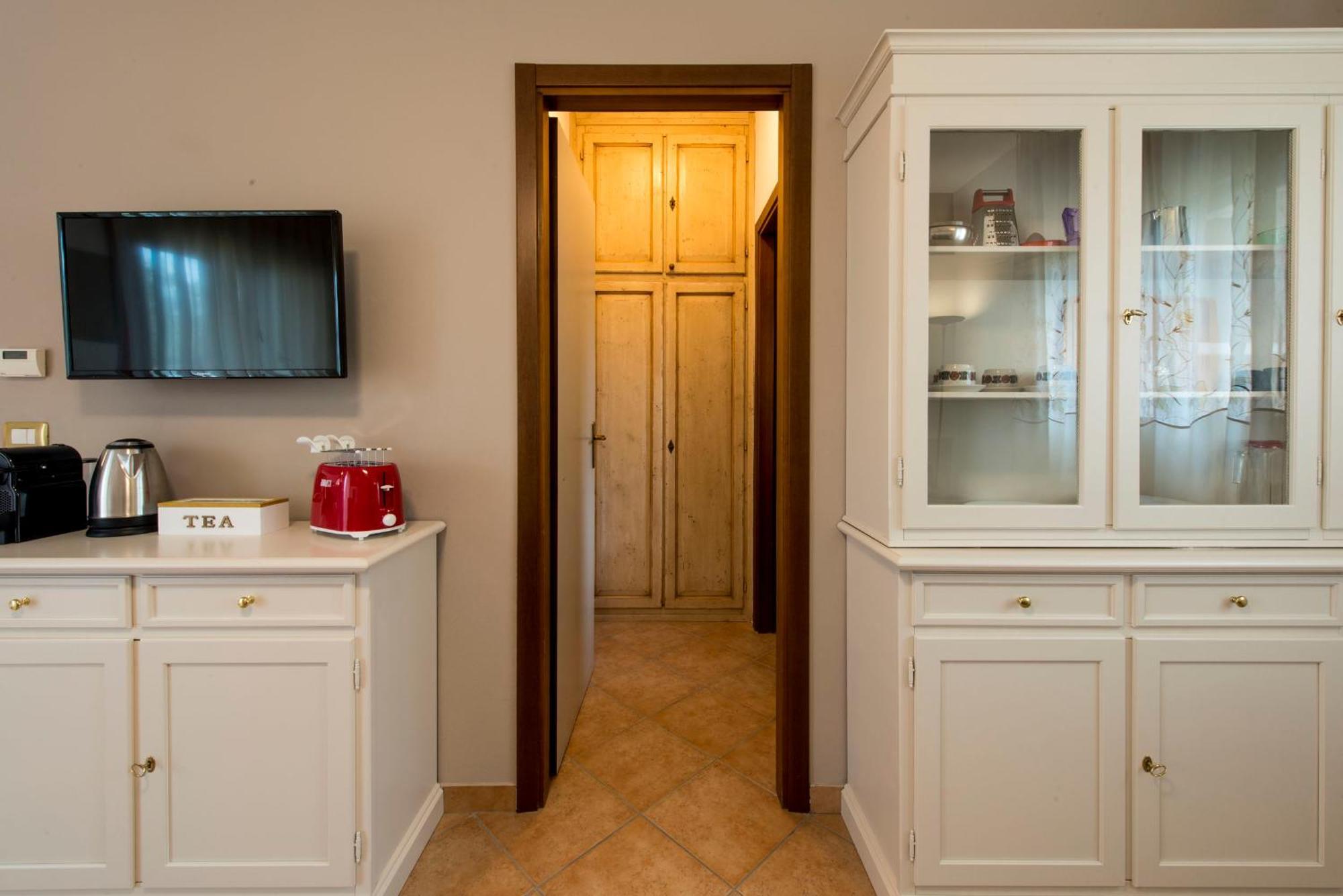 Italianflat - Peschiera Residence Peschiera del Garda Bagian luar foto